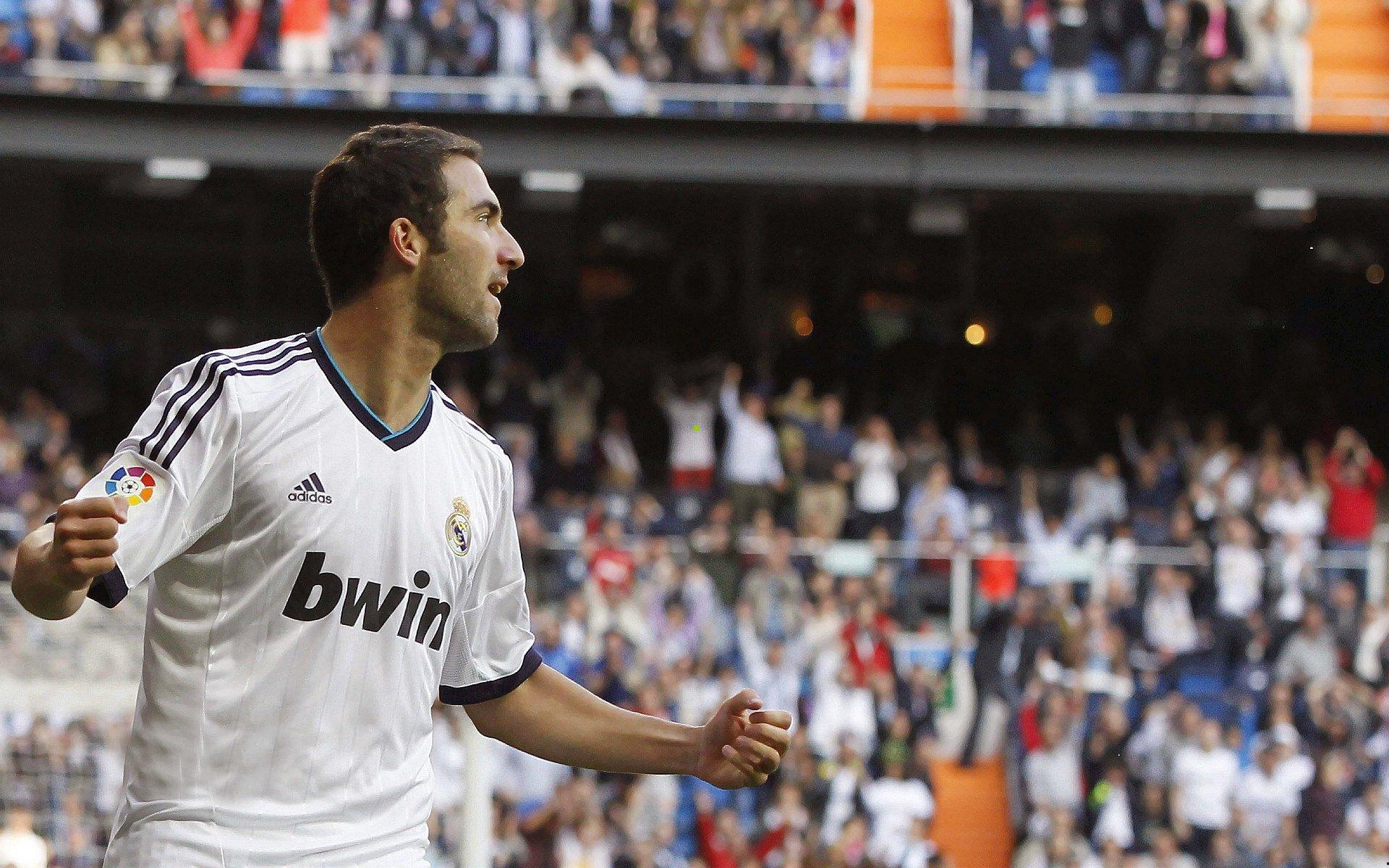 新华社展望,00后中后卫崛起助力王珊珊延续辉煌